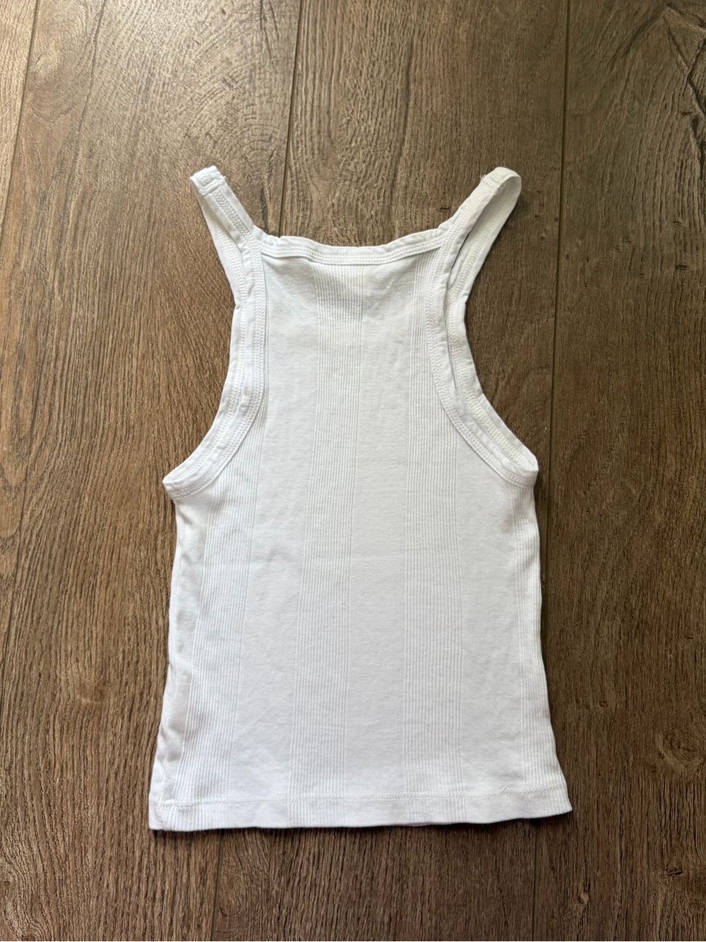 Glassons White Ribbed Cropped Racer Tank 💌 - Picture 3 of 5
